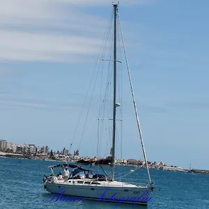 Scugnizza Smeralda Bateau-hôtel